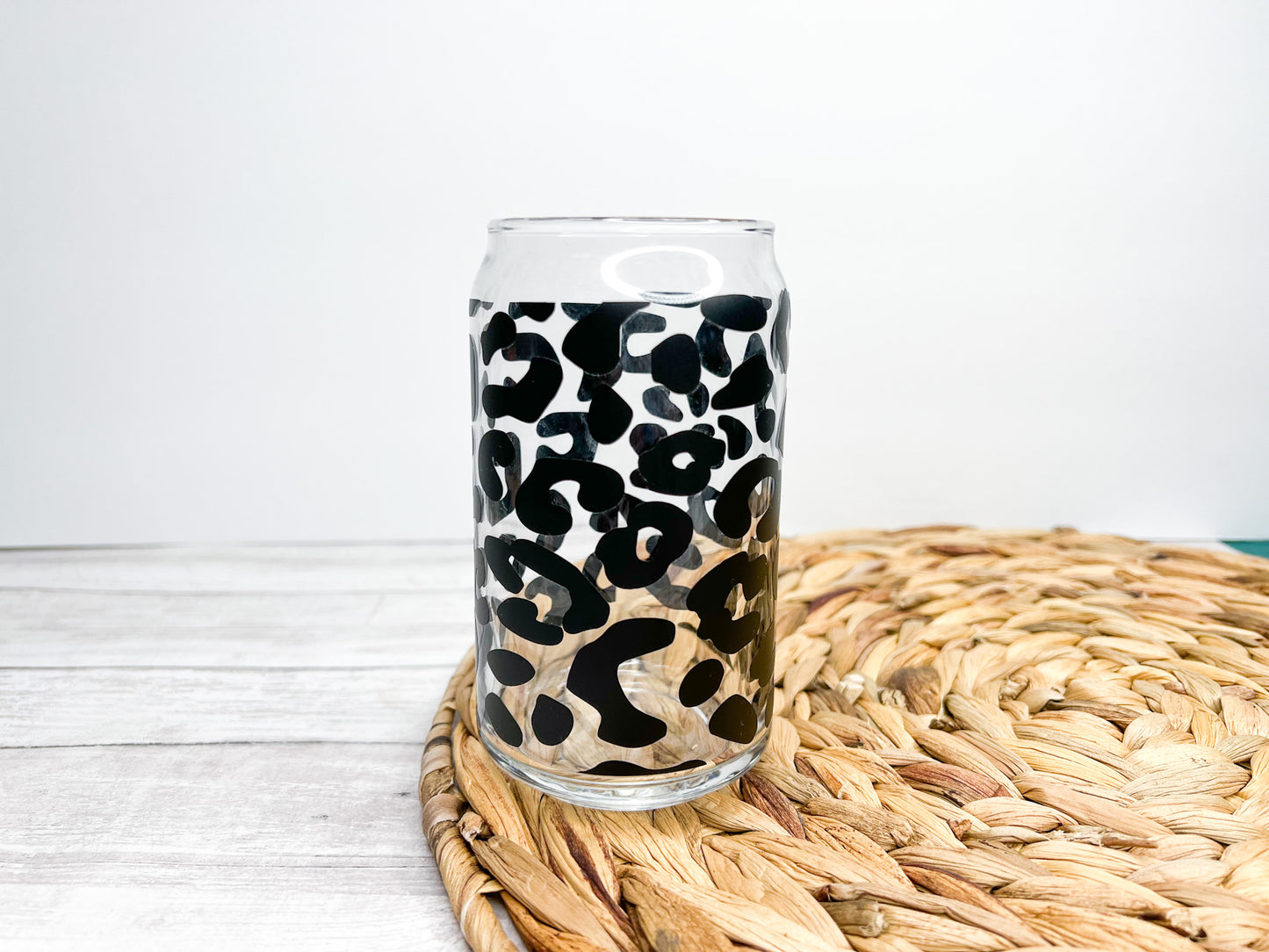 Black Leopard Wrap 16 oz Glass Can